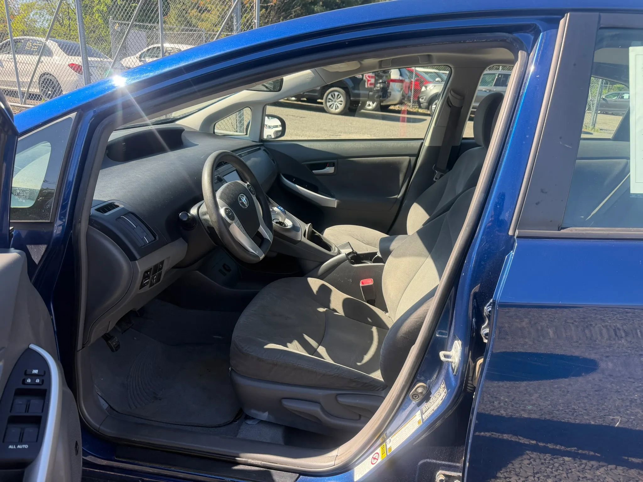 Used 2010 Toyota Prius Five FWD image 10