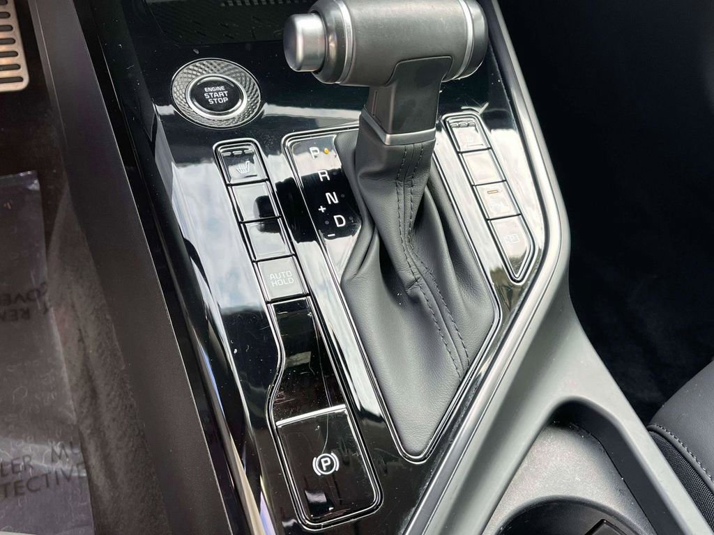 Used 2023 Kia Niro EX Touring image 20