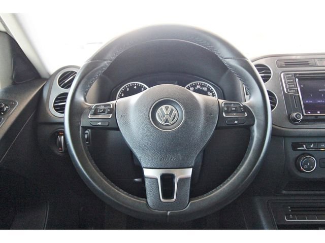 Used 2017 Volkswagen Tiguan S FWD image 14