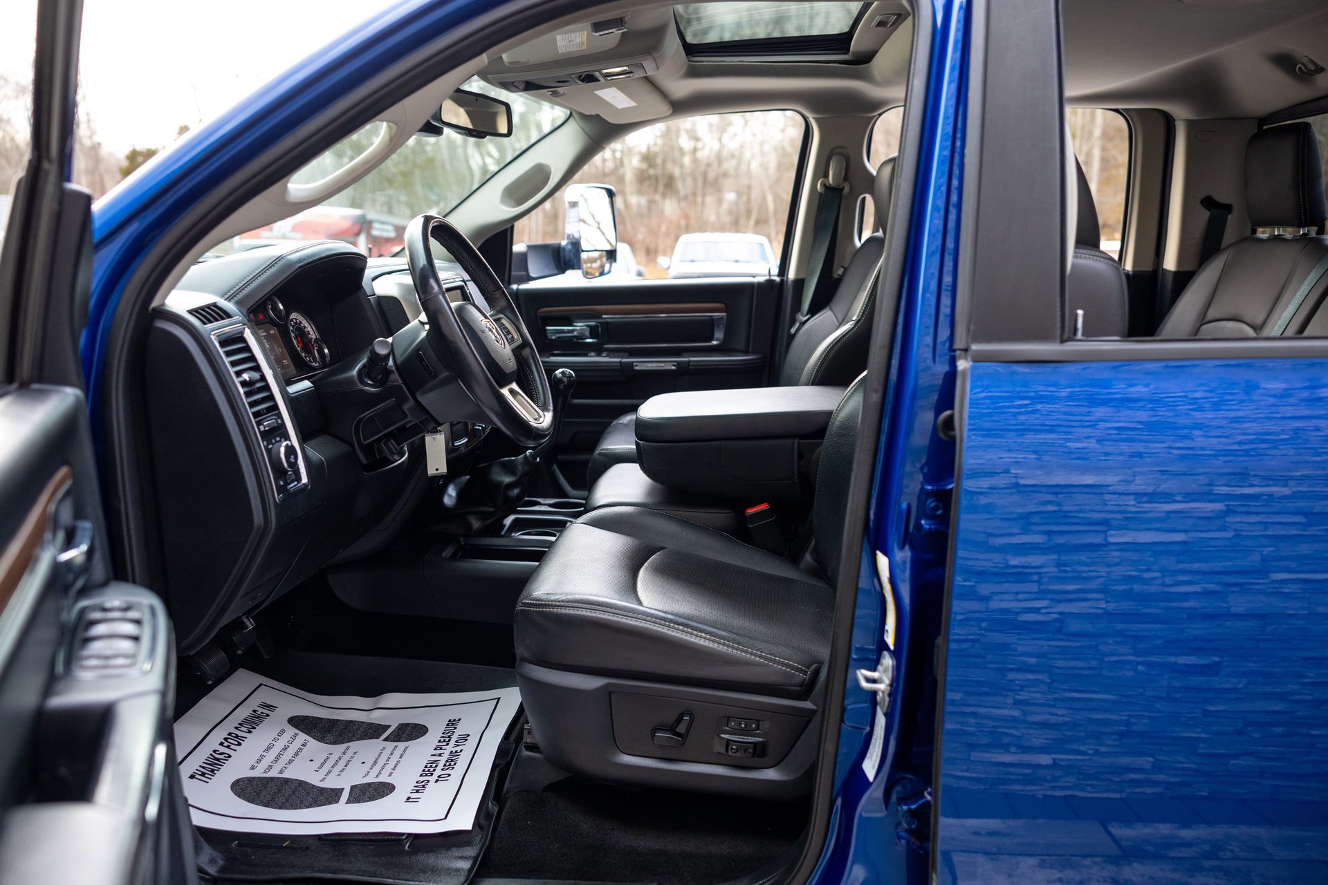 Used 2015 RAM 2500 Laramie w/ Convenience Group image 39