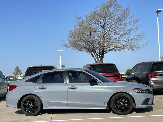 Used 2024 Honda Civic Sport image 3