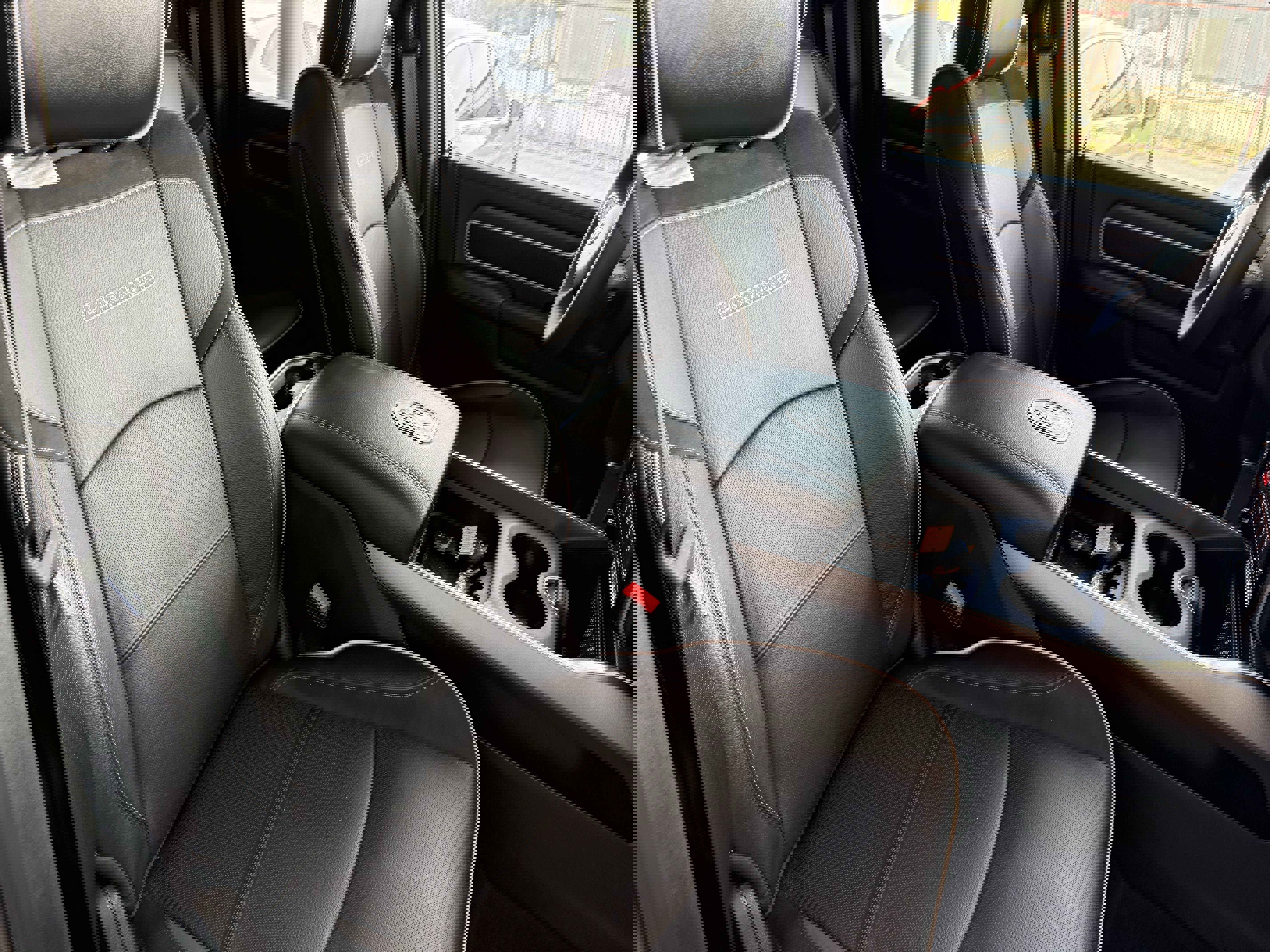 Used 2025 RAM 3500 Laramie image 15