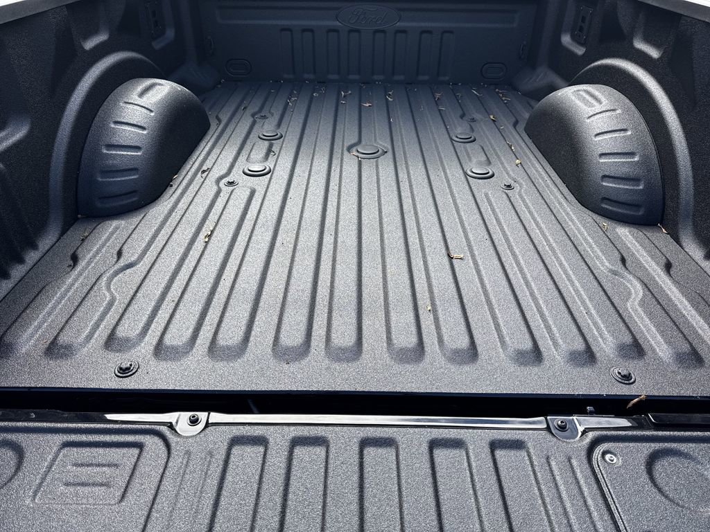 New 2026 Ford F250 Lariat w/ Black Appearance Package image 18