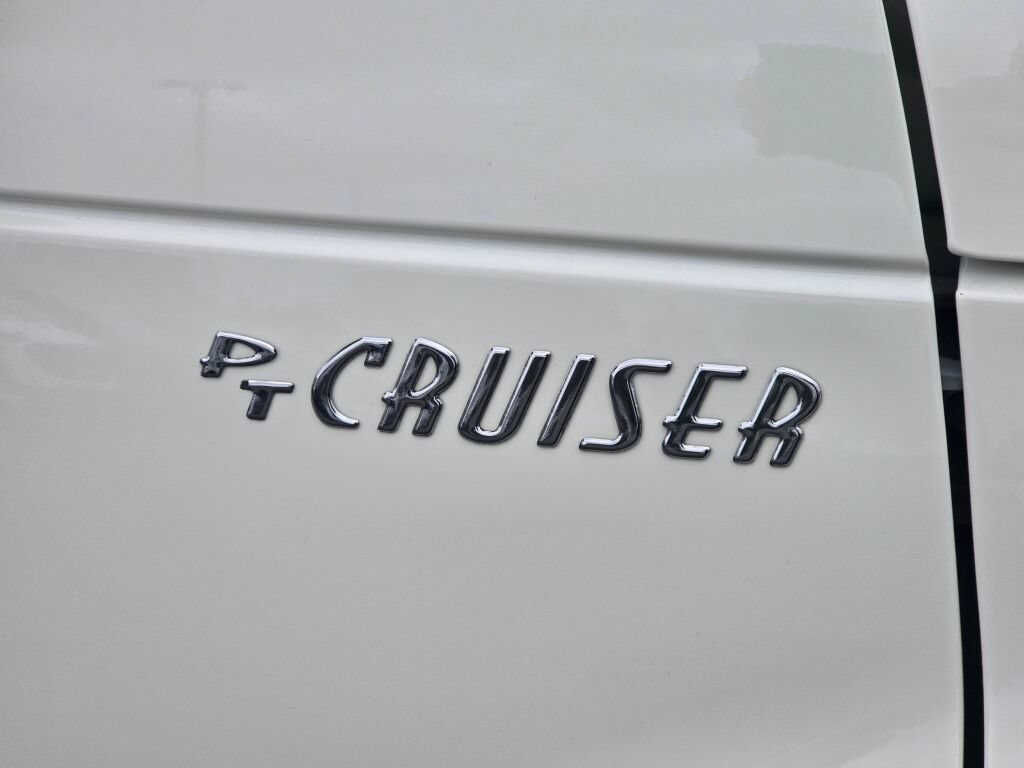 Used 2005 Chrysler PT Cruiser GT FWD image 31