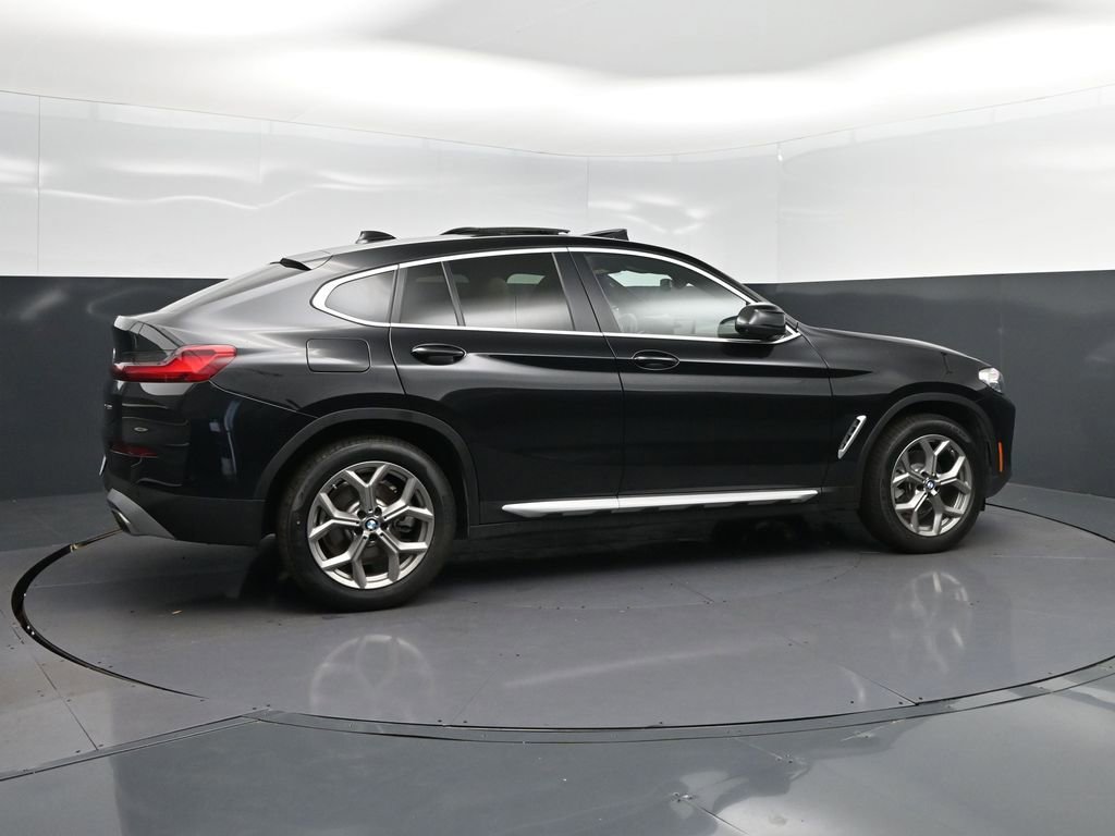 Certified 2025 BMW X4 xDrive30i w/ Premium Package AWD/4WD image 8