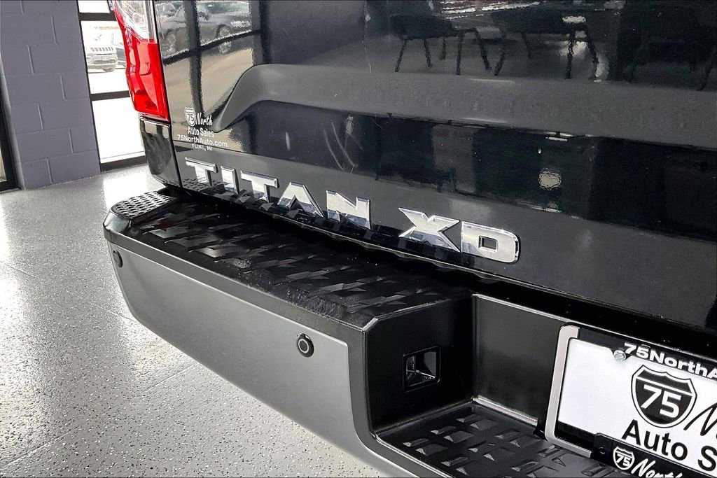 Used 2017 Nissan Titan PRO-4X image 24
