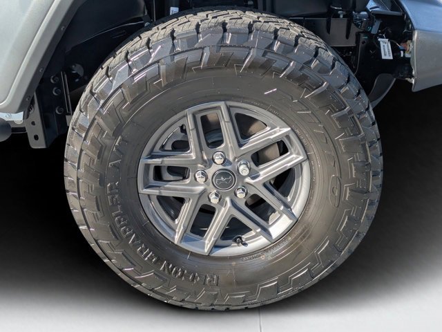 Used 2025 Jeep Wrangler Sport S image 30