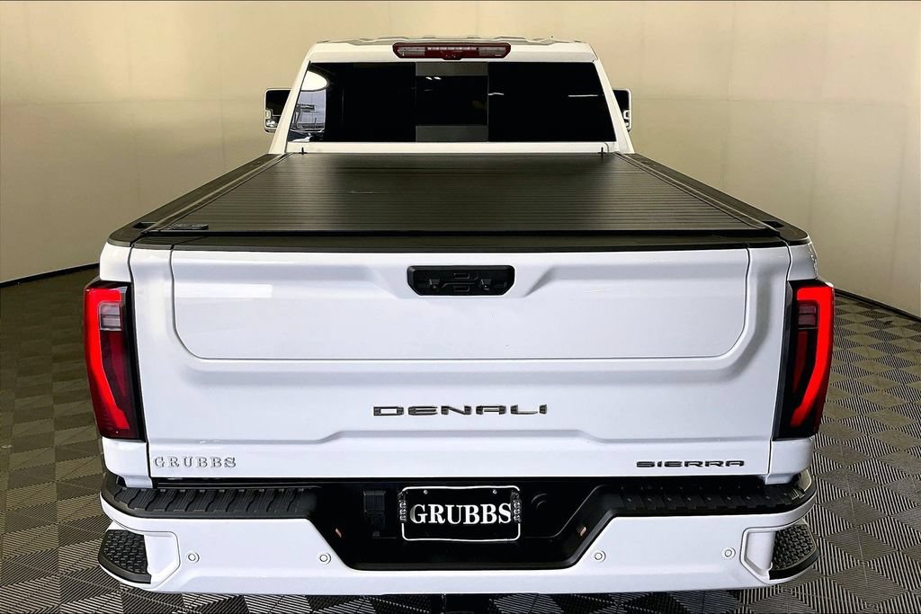 Used 2025 GMC Sierra 2500 Denali w/ Denali Reserve Package AWD/4WD image 36