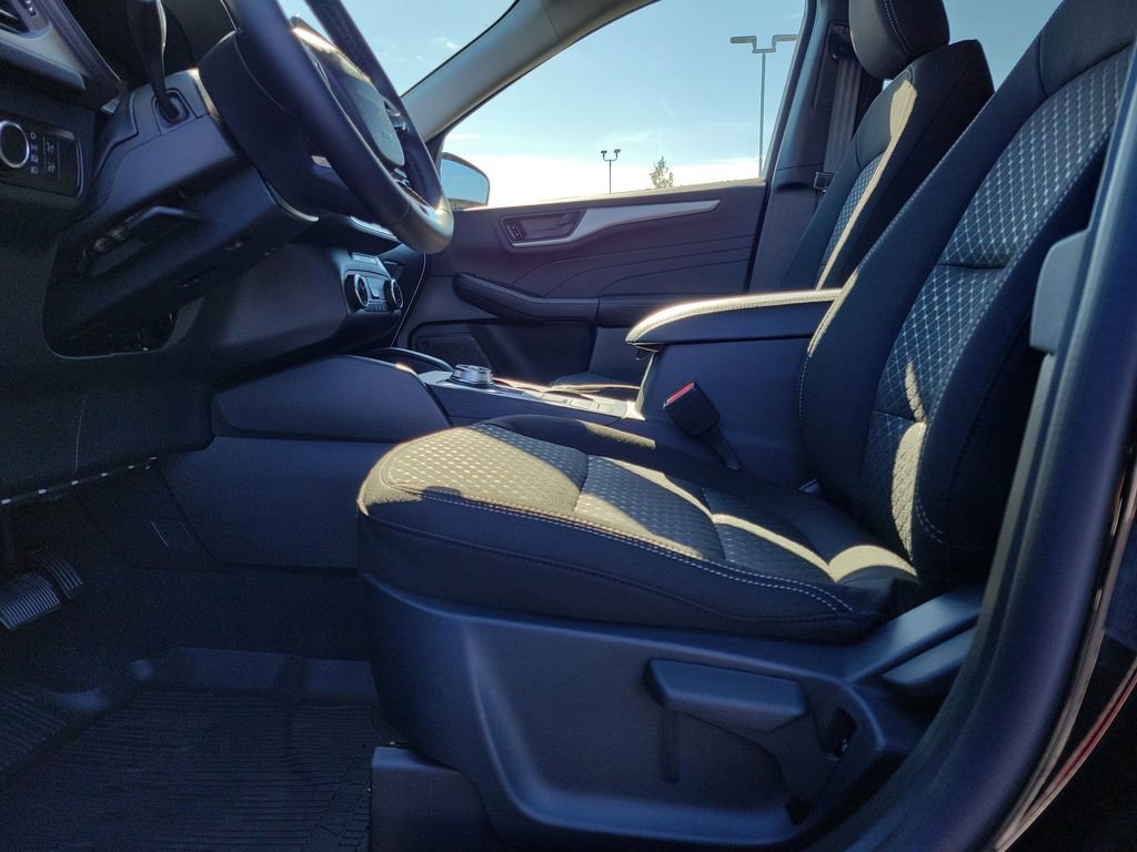 New 2026 Ford Escape Active w/ Cold Weather Package image 17