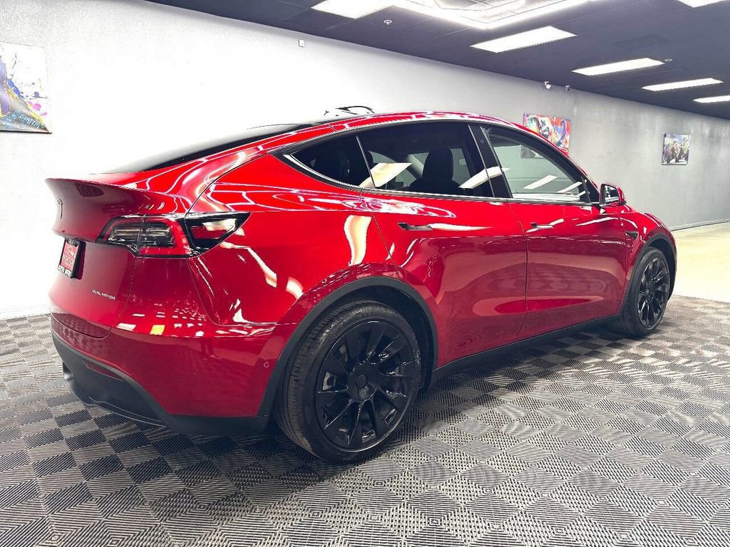Used 2021 Tesla Model Y Long Range image 15
