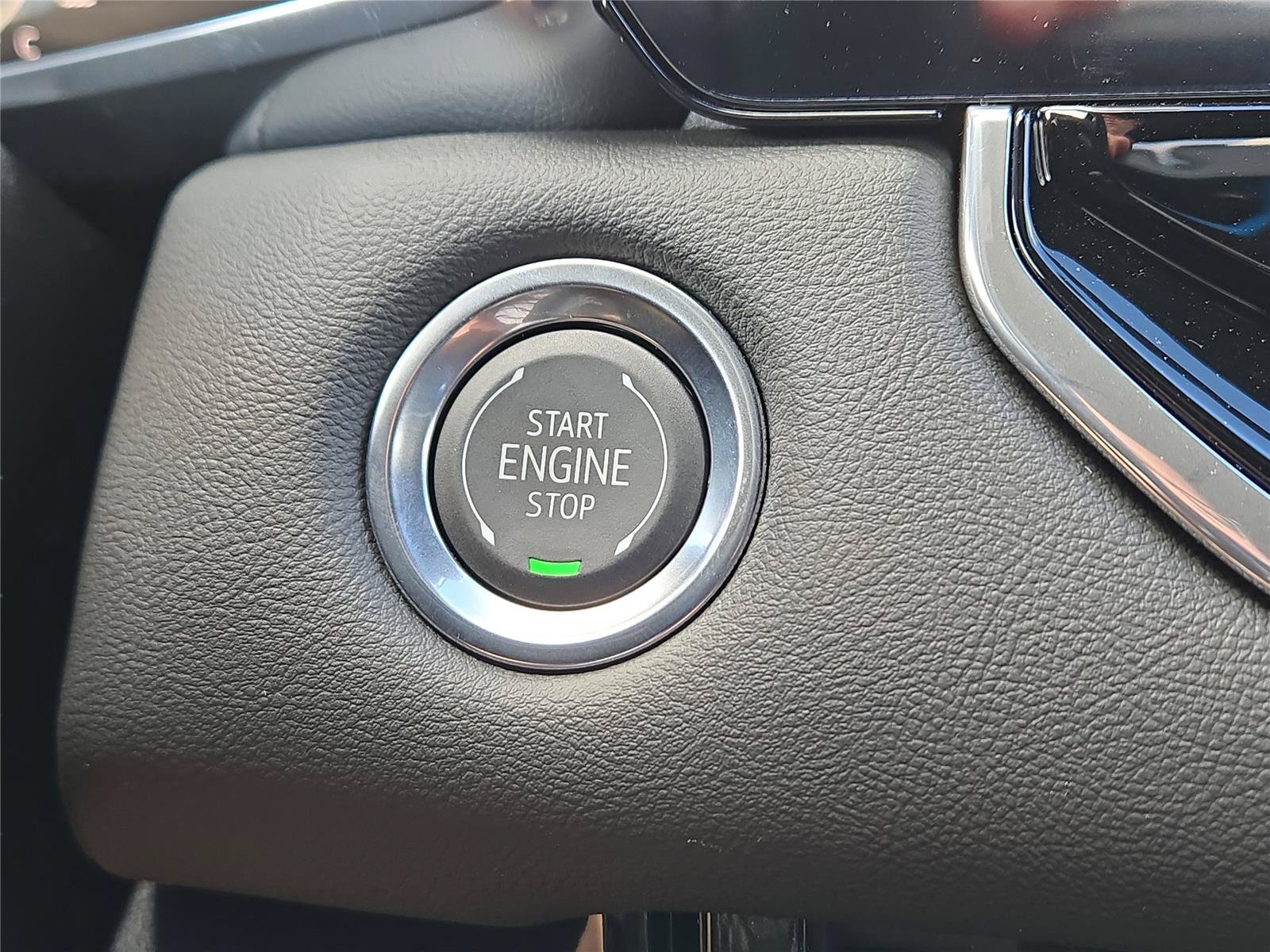New 2026 GMC Canyon Elevation w/ Convenience Package RWD image 26