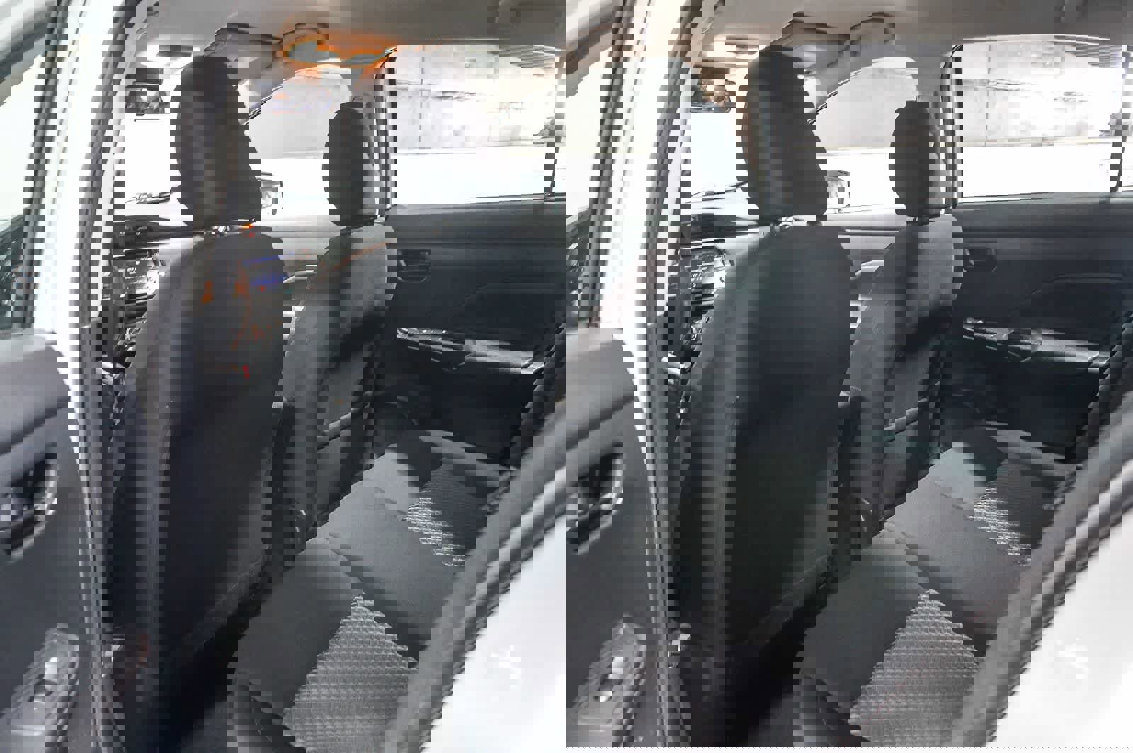 Used 2021 Nissan Versa S image 17