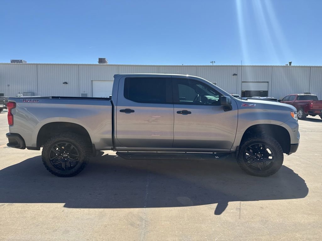 Used 2025 Chevrolet Silverado 1500 LT Trail Boss w/ Convenience Package II image 6