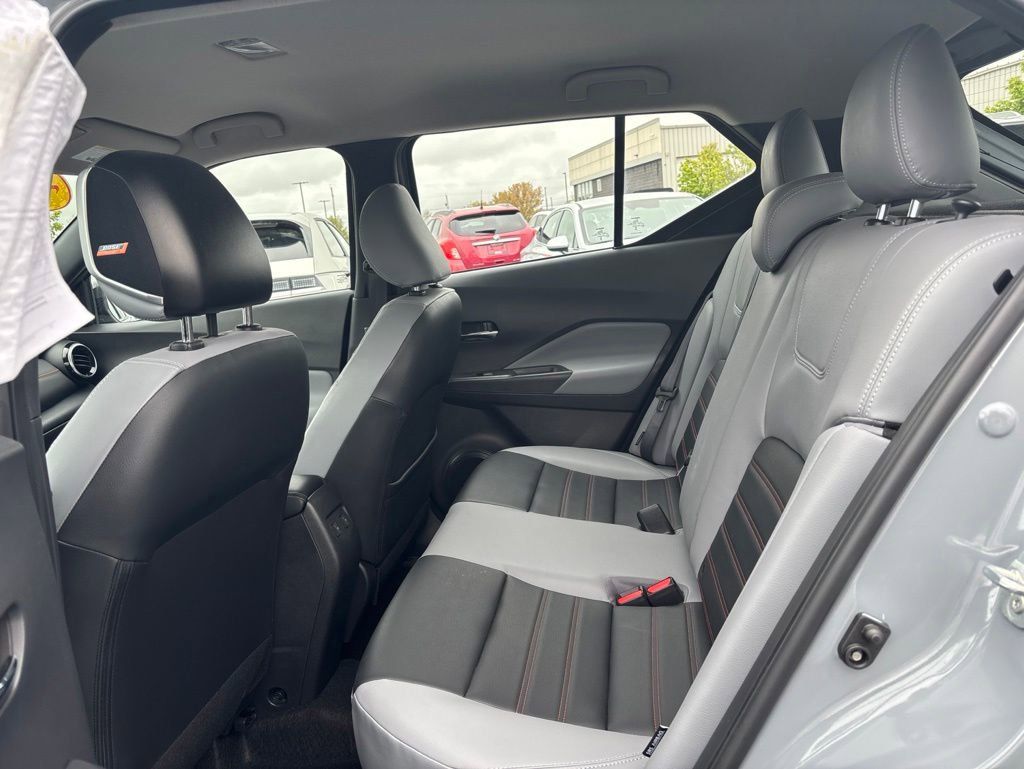 Used 2024 Nissan Kicks SR w/ SR Premium Package FWD image 12