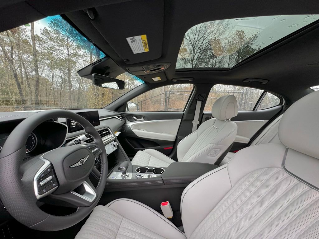 Used 2025 Genesis G70 2.5T w/ Sport Prestige Package image 17