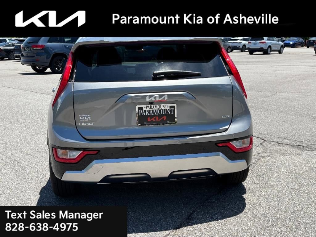 New 2025 Kia Niro EX Touring image 5