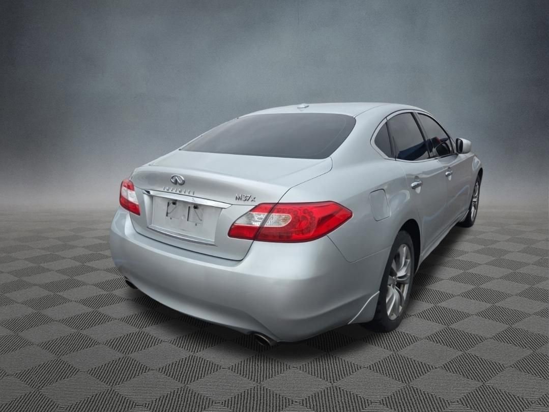 Used 2012 INFINITI M37 x w/ Premium Pkg AWD/4WD image 2