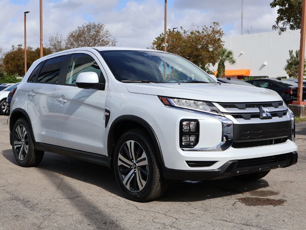 New 2025 Mitsubishi Outlander Sport ES image 2