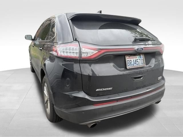 Certified 2018 Ford Edge SEL w/ Canadian Touring Package AWD/4WD image 4