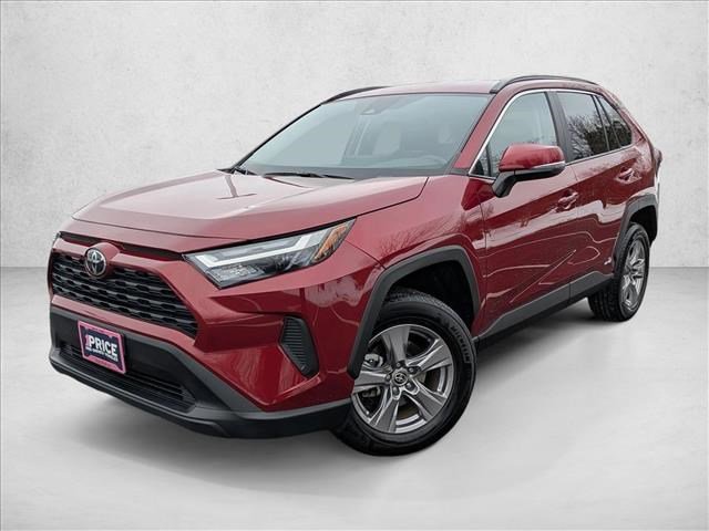 Used 2025 Toyota RAV4 XLE video 1