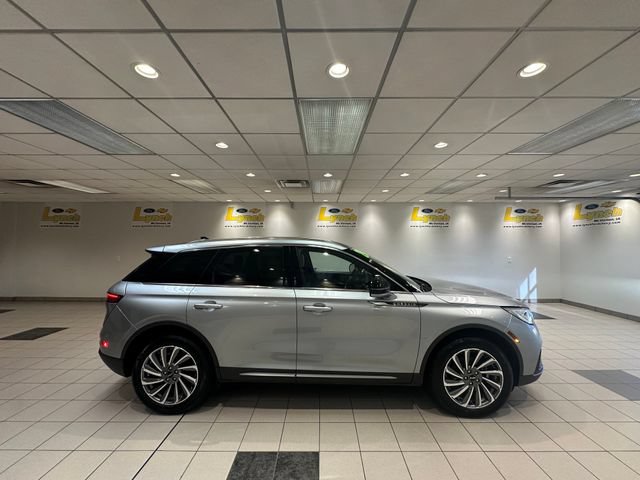 Used 2023 Lincoln Corsair Reserve w/ Equipment Group 201A AWD/4WD image 3