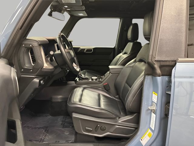 Used 2025 Ford Bronco Outer Banks image 9