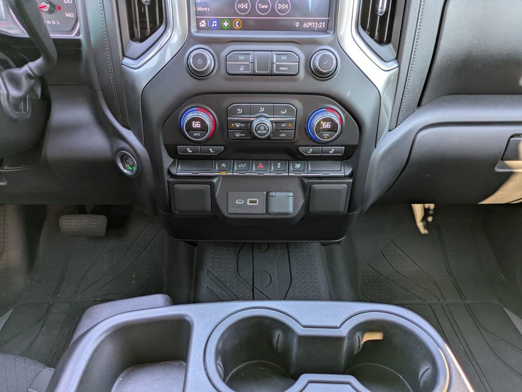 Used 2021 Chevrolet Silverado 1500 LT image 20