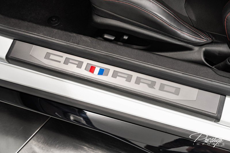 Used 2022 Chevrolet Camaro ZL1 image 32