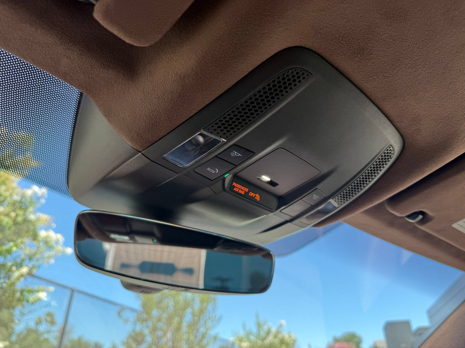 Certified 2020 Porsche Taycan Turbo AWD/4WD image 18
