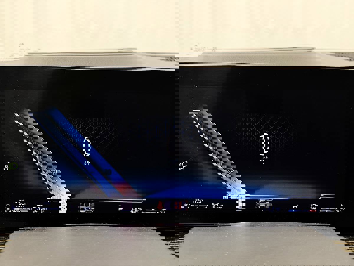 Used 2023 BMW X7 xDrive40i w/ Premium Package image 19