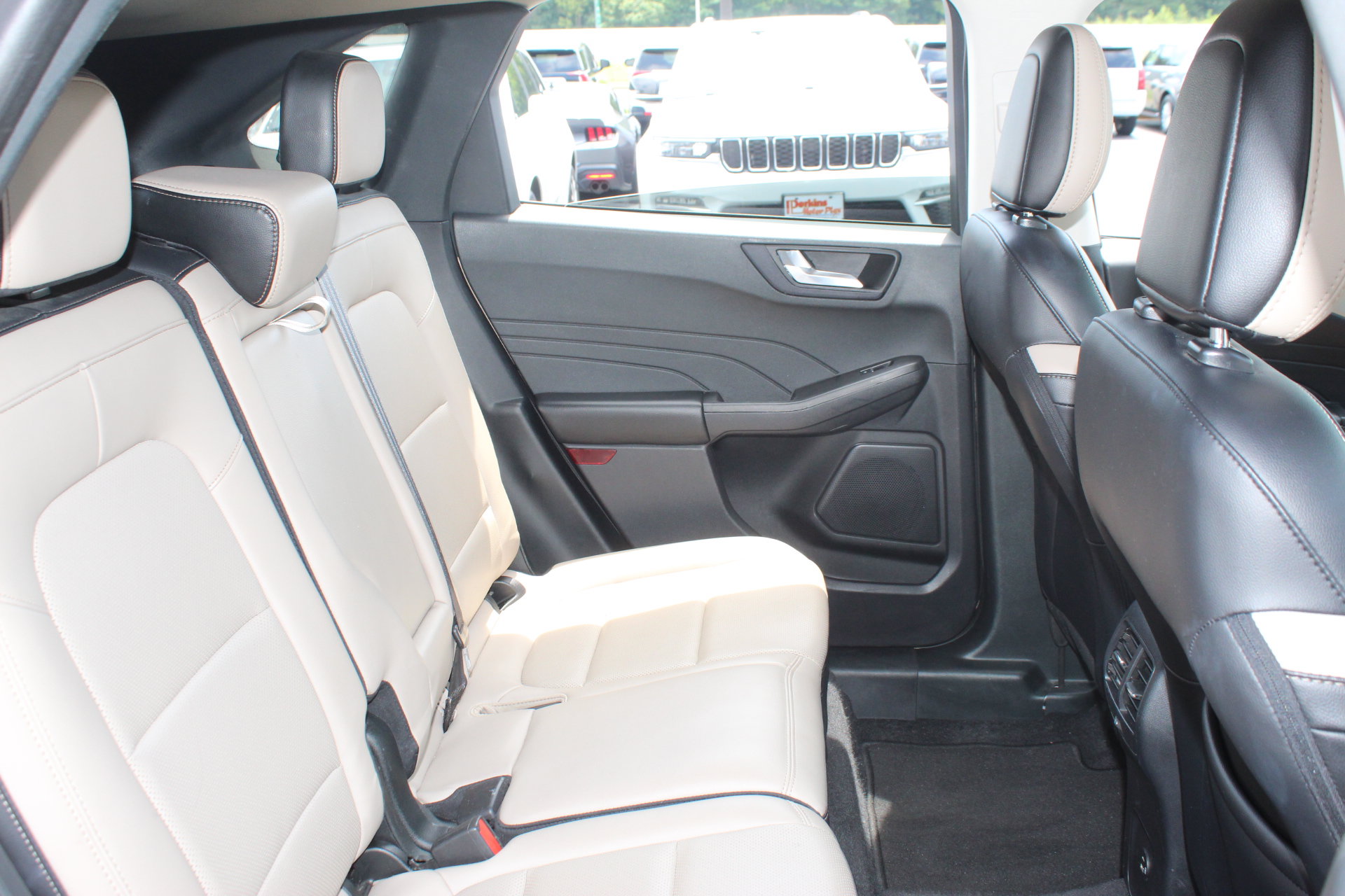 Used 2021 Ford Escape SEL FWD image 30