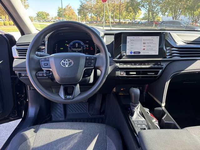 Used 2025 Toyota Camry LE FWD image 13