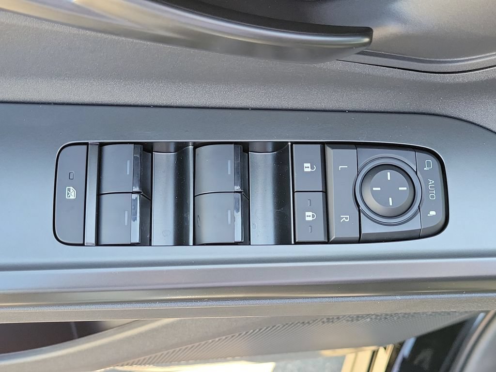 New 2026 Toyota C-HR AWD/4WD image 23