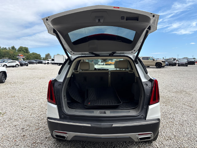 Used 2023 Cadillac XT5 Premium Luxury w/ LPO, Floor Liner Package AWD/4WD image 13