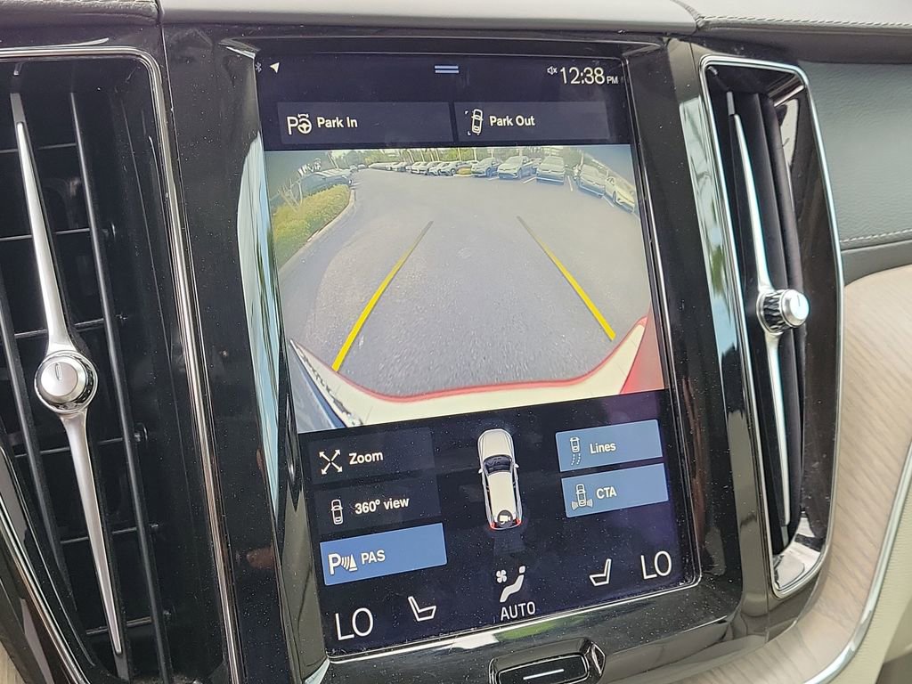 Used 2018 Volvo XC60 T5 Inscription w/ Convenience Package image 25