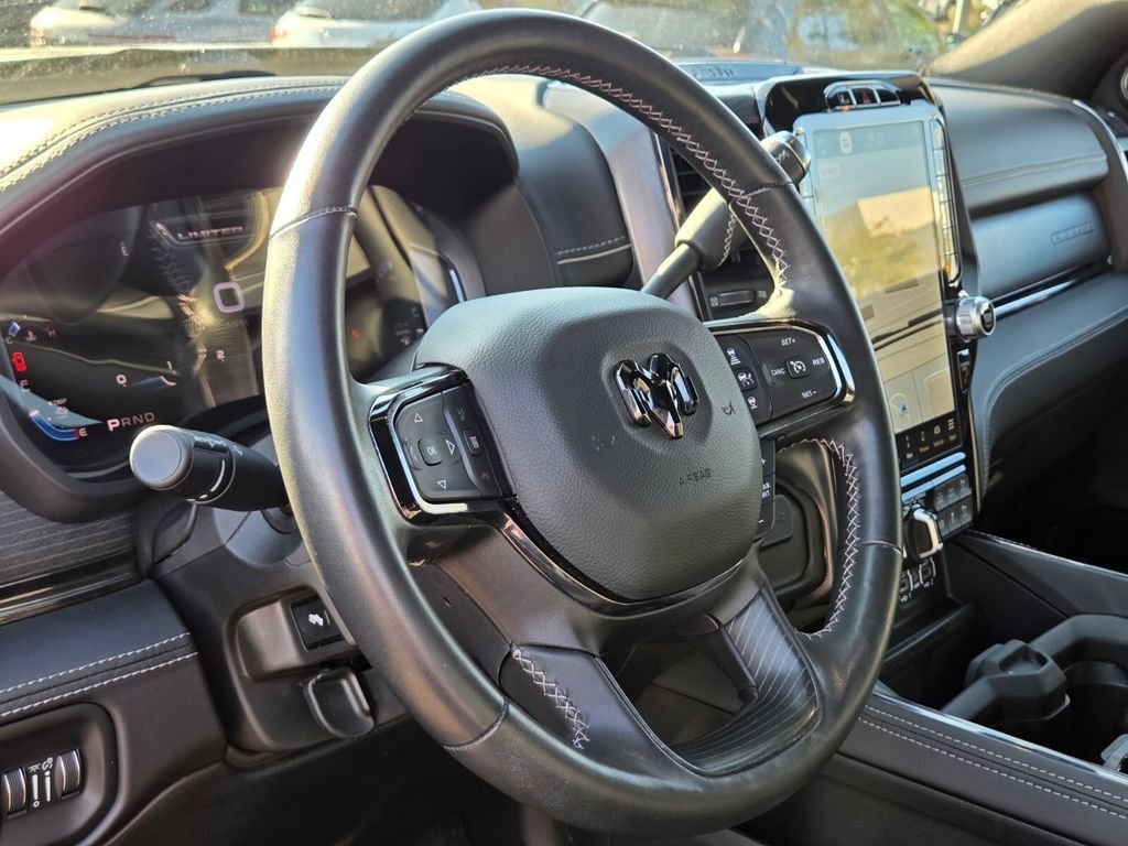 Used 2024 RAM 3500 Limited AWD/4WD image 25