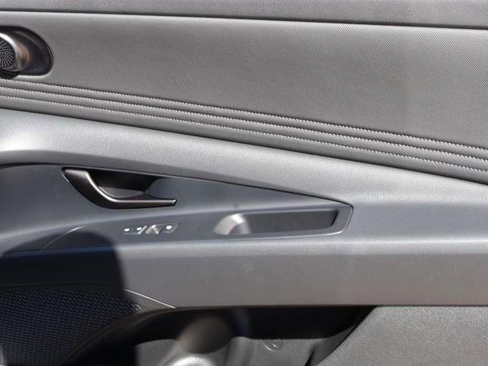 New 2026 Hyundai Elantra Sport image 13