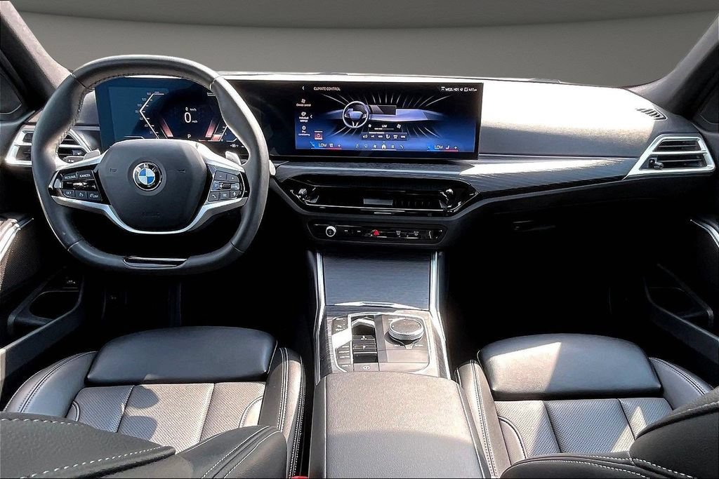 Used 2025 BMW 330i Sedan RWD image 10