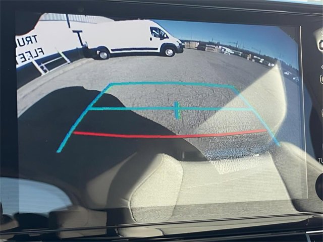 Used 2024 Toyota Sienna LE image 18