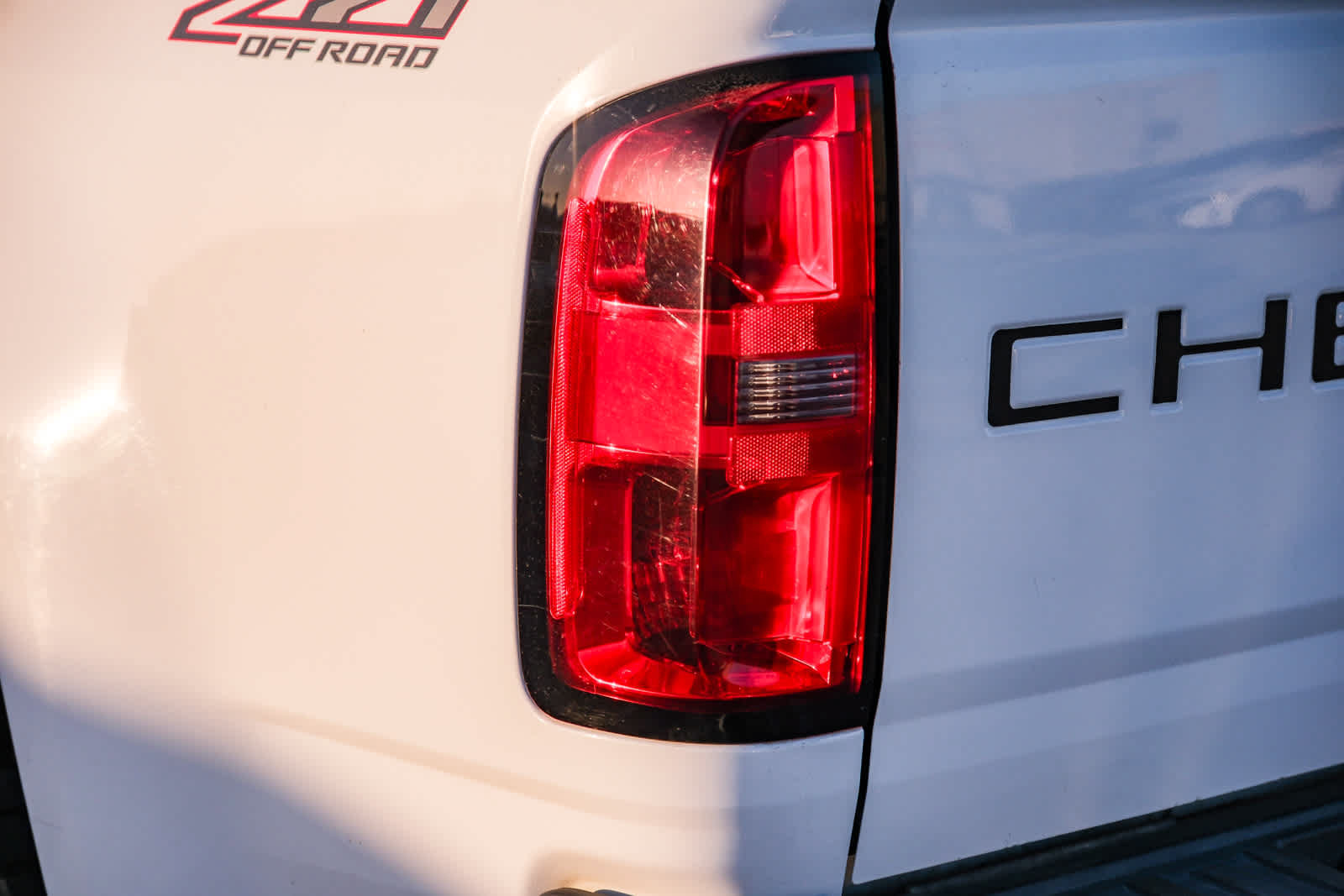 Used 2021 Chevrolet Colorado Z71 w/ Safety Package AWD/4WD image 7