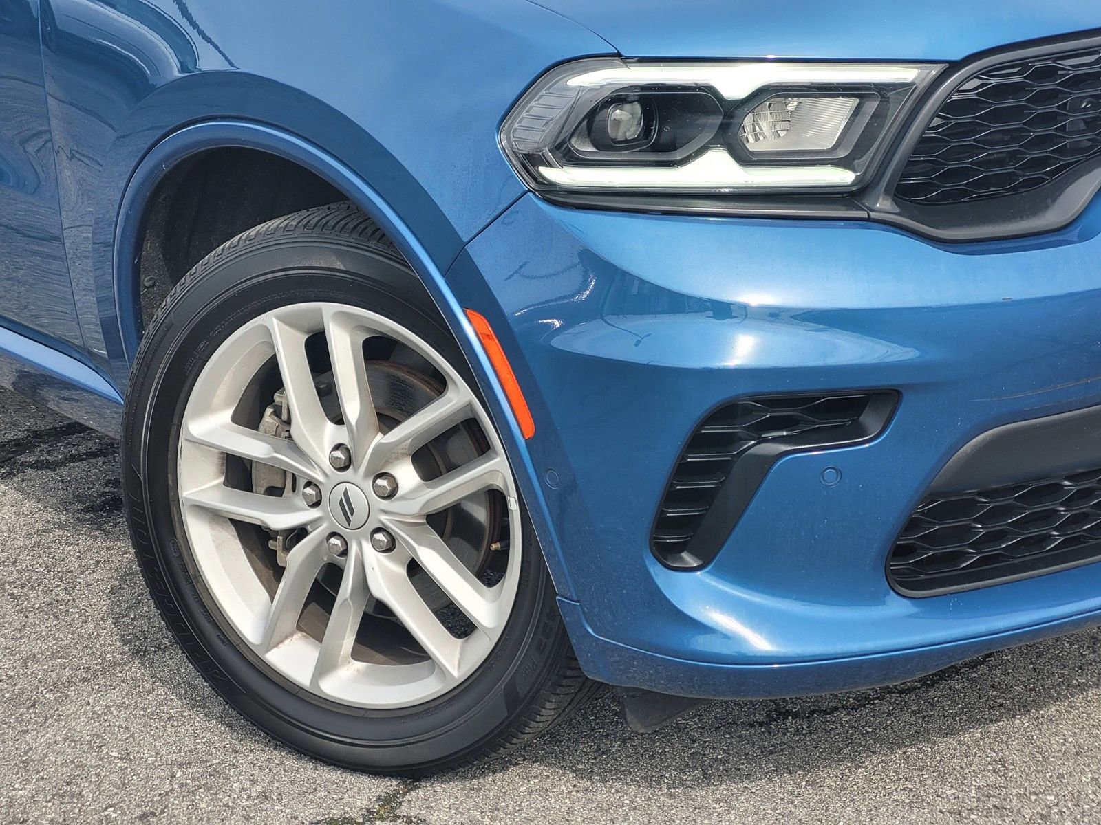 Used 2025 Dodge Durango GT image 9