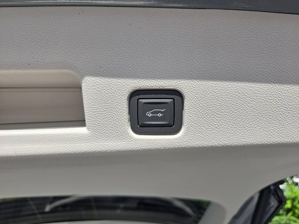New 2026 Buick Enclave Avenir w/ Super Cruise Package AWD/4WD image 65