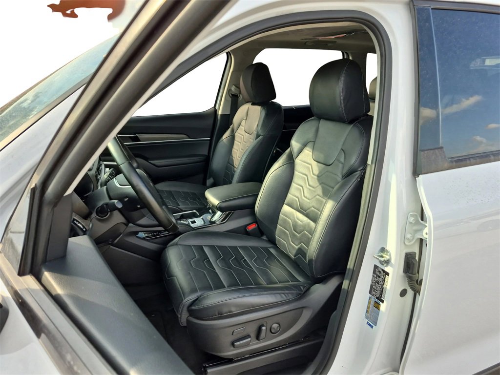 Used 2022 Kia Telluride SX w/ SX Prestige Package image 14