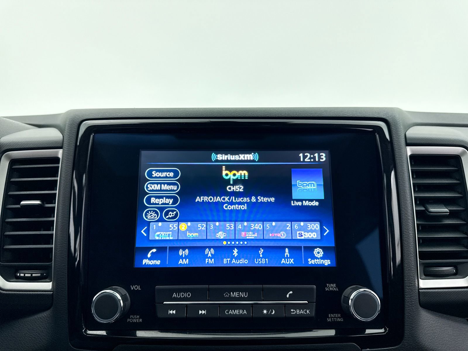 Used 2024 Nissan Frontier SL w/ Technology Package RWD image 5