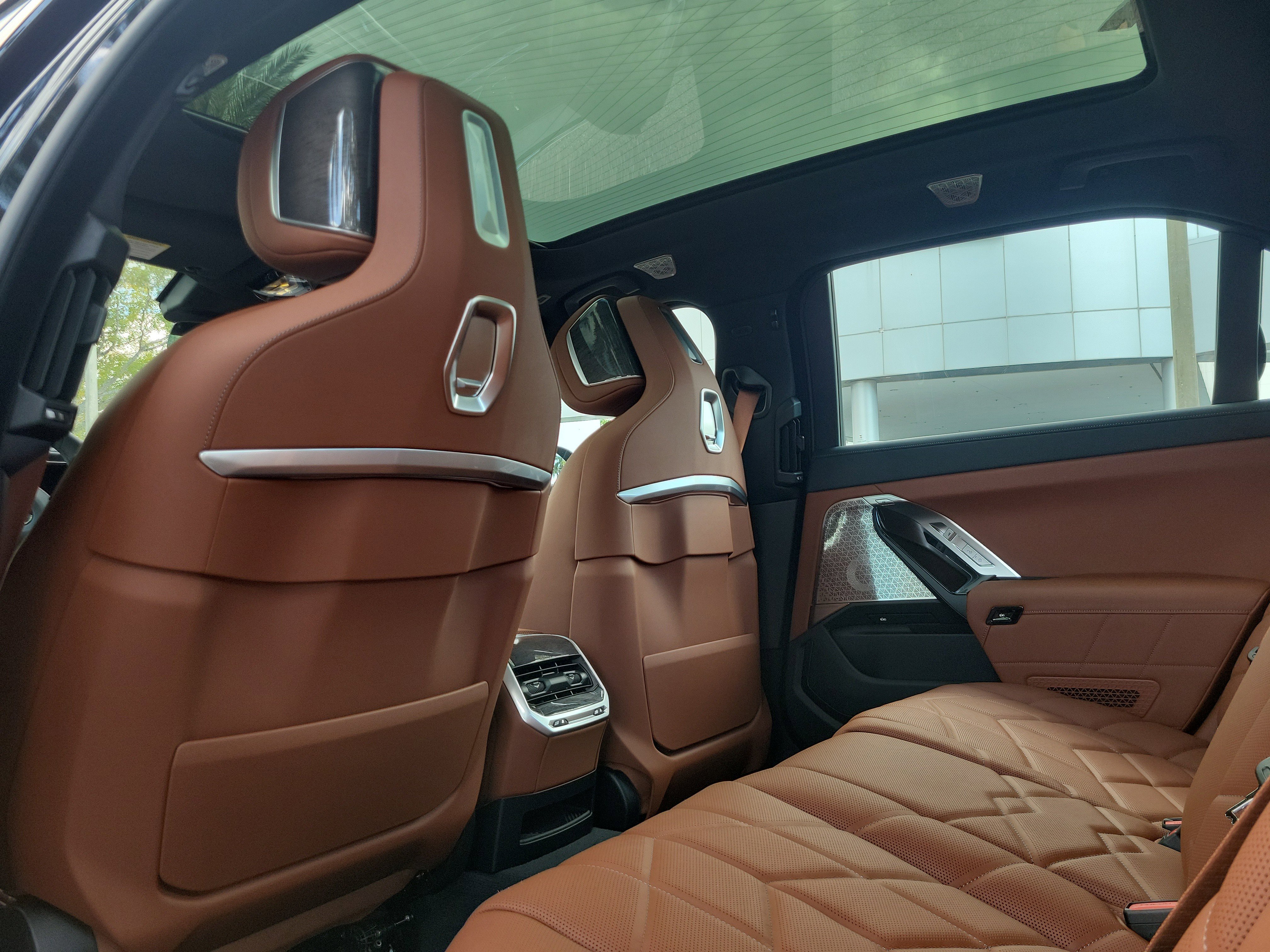 New 2026 BMW 760i xDrive w/ Executive Package AWD/4WD image 13