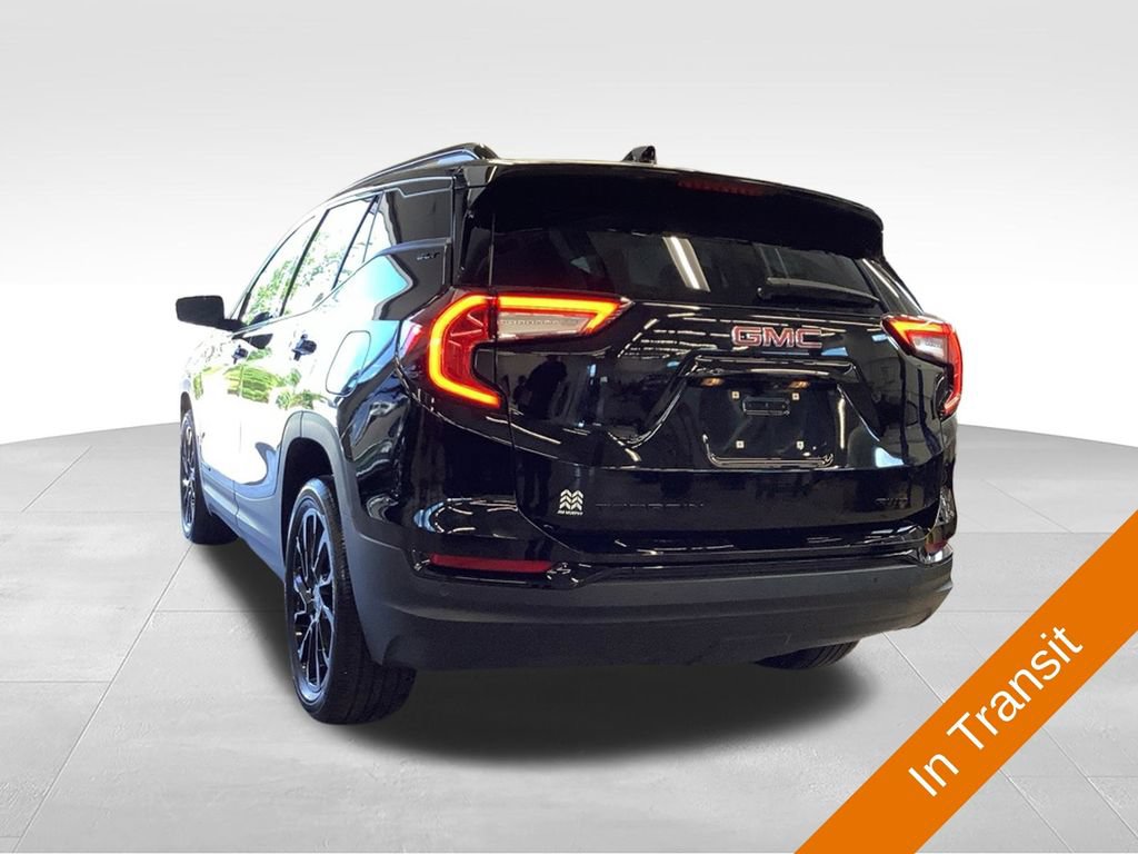 Used 2024 GMC Terrain SLT w/ Elevation Edition AWD/4WD image 4