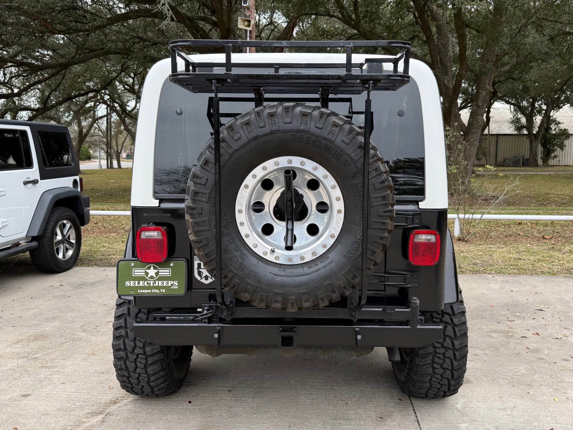 Used 2002 Jeep Wrangler Sahara image 10