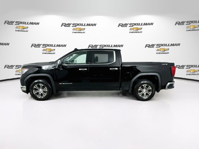 Used 2025 GMC Sierra 1500 SLT AWD/4WD image 4