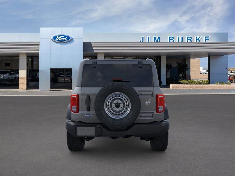 New 2025 Ford Bronco 4-Door image 5