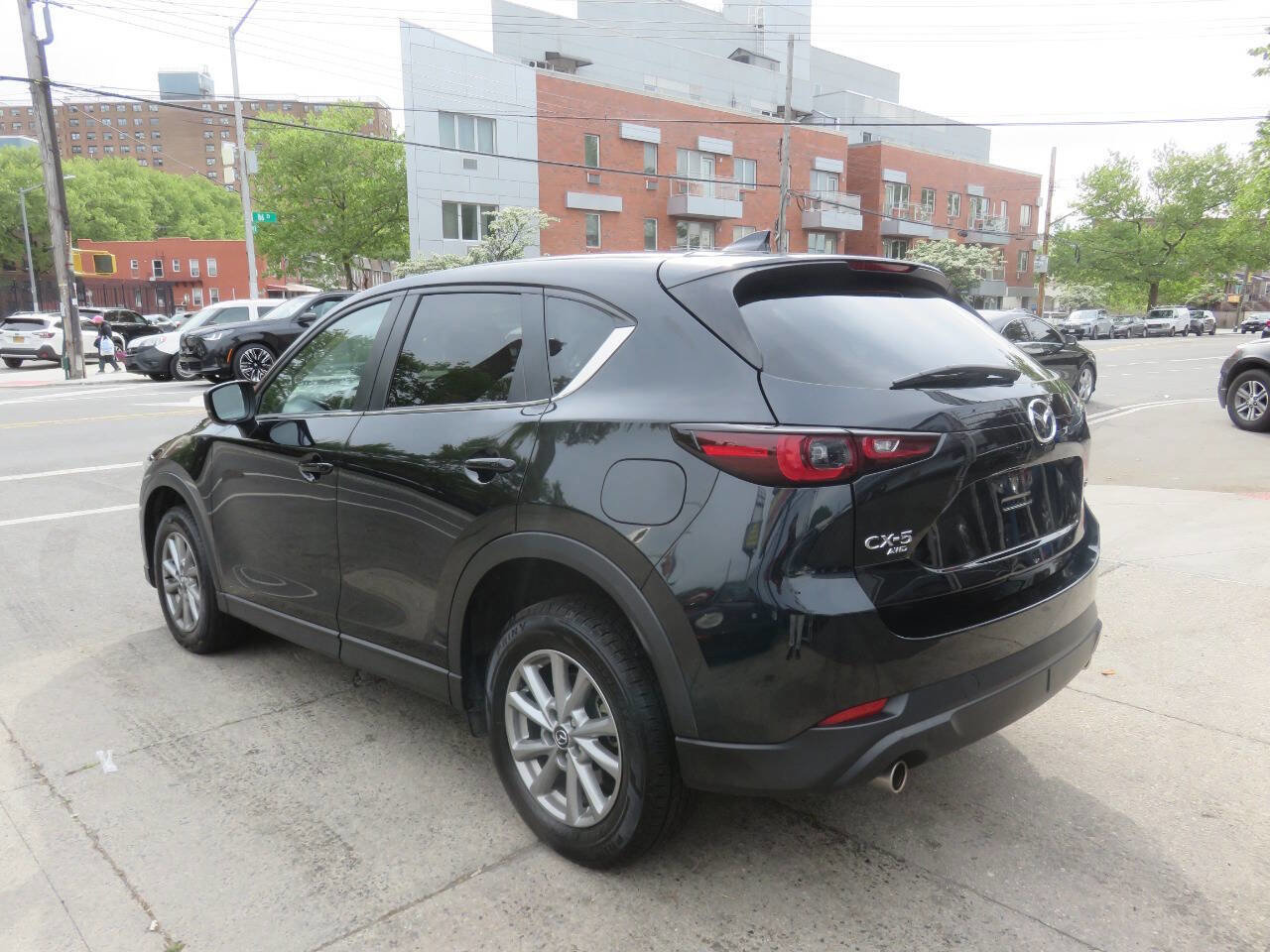 Used 2023 MAZDA CX-5 AWD 2.5 S w/ Select Package image 4